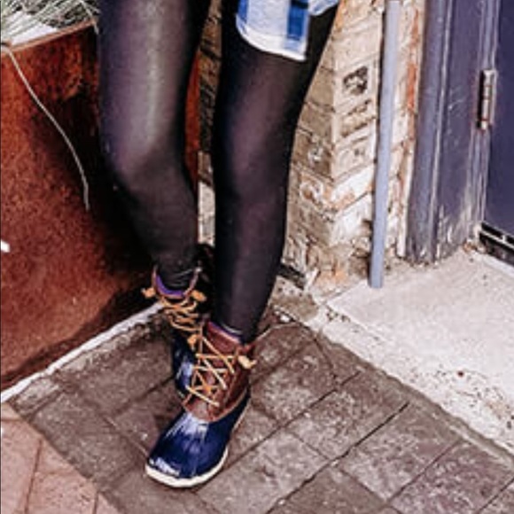 NEW Sperry Saltwater Waterproof Navy Duck Boot - Picture 15 of 16